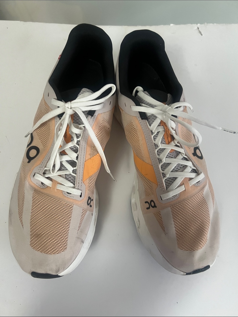 ONCLOUD SURFER NEXT  Men’s TANGERINE‎ &Cream  Running Shoes SIZE 11.5